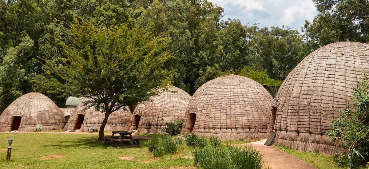 Huttes traditionnelles Beehive ou Rondavelles au Swaziland
